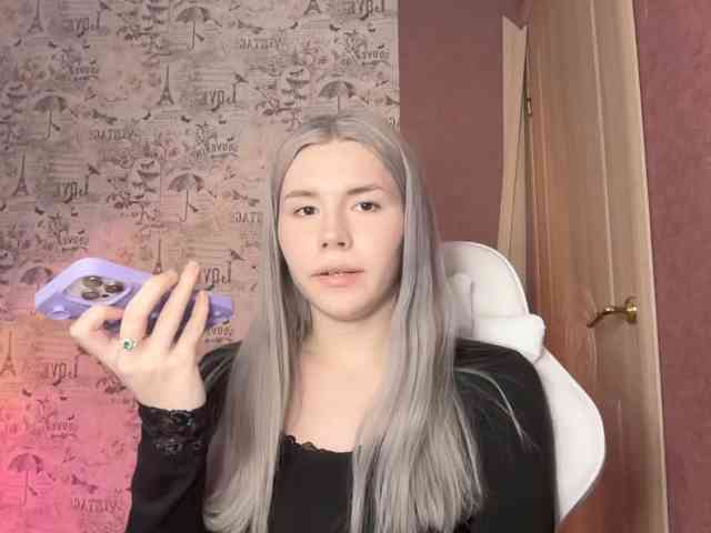 Yoursissydoll