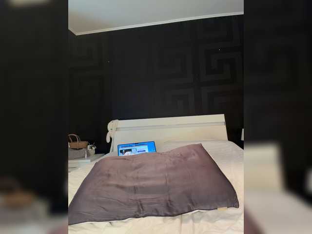 Sara- live cam on BongaCams