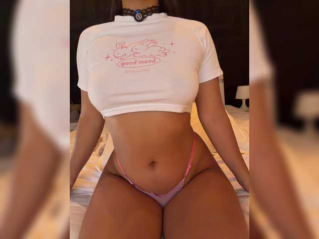Sara- live cam on BongaCams