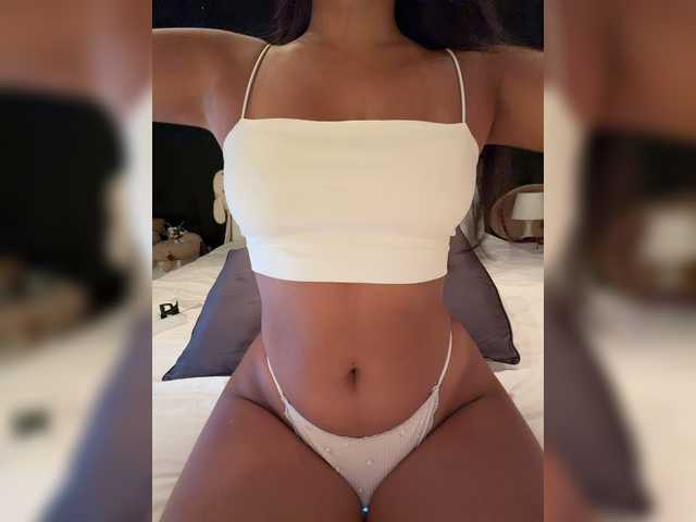 Sara- live cam on BongaCams