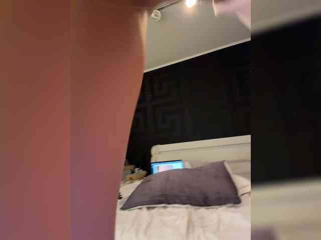 -sara-'s live room