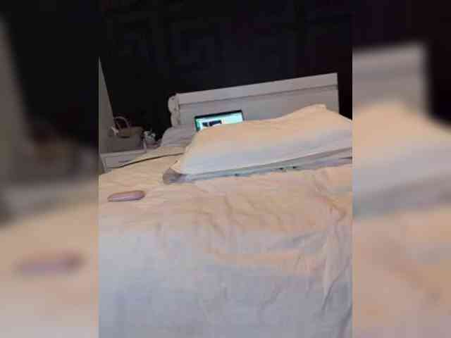 -Sara- webcam