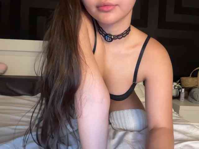 Acest model este live acum. Sara-