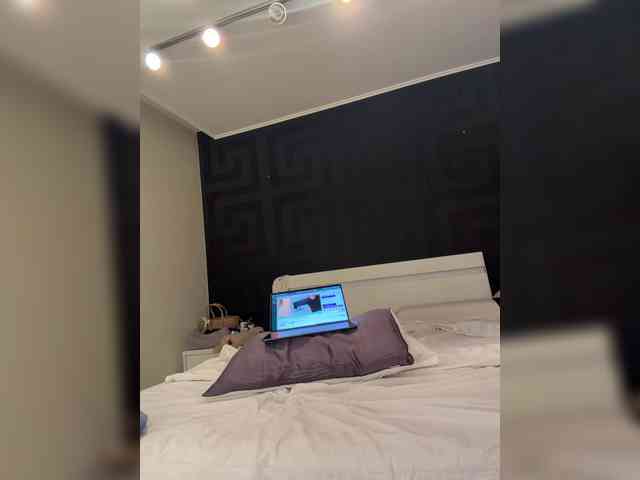 -Sara- webcam