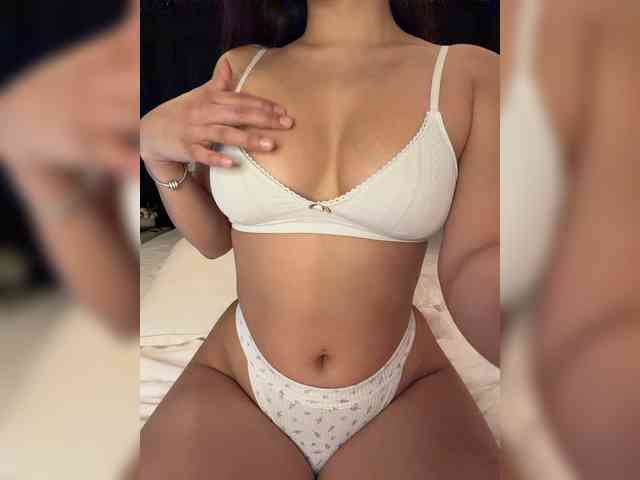 -Sara- webcam
