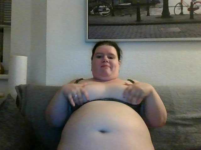 Bbwnicole5 live cam preview