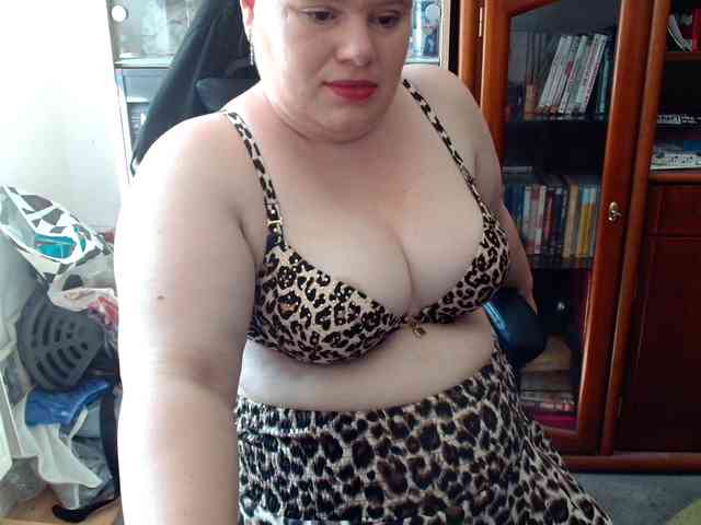 Bbwnicole5 webcam