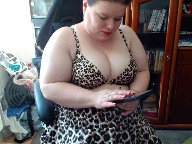 Bbwnicole5 webcam