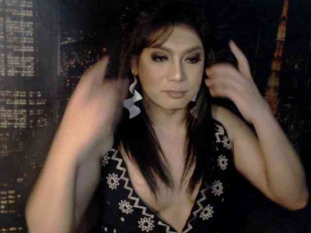 Chanteuse01 Live Webcam on BongaCams