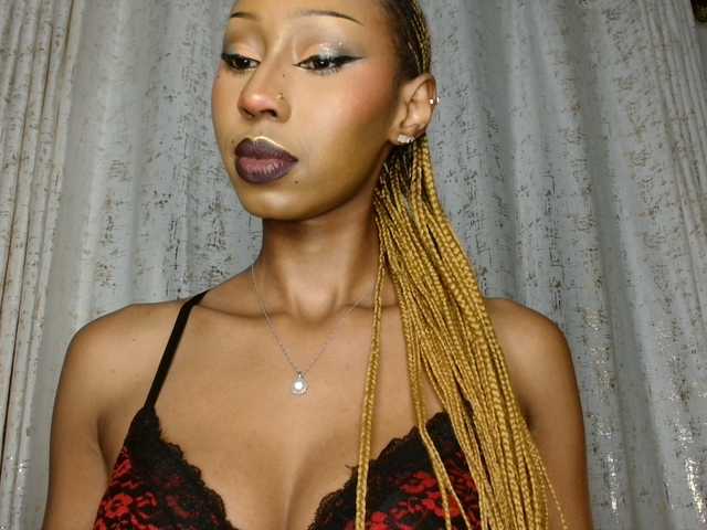 adriana_crystal live webcam show