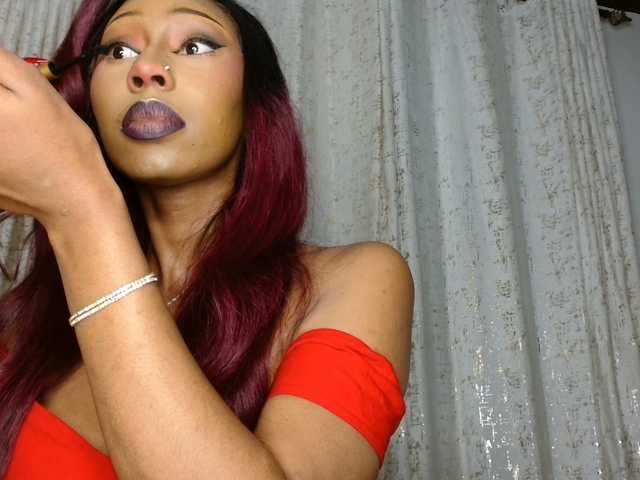 adriana-crystal23 live cam on BongaCams
