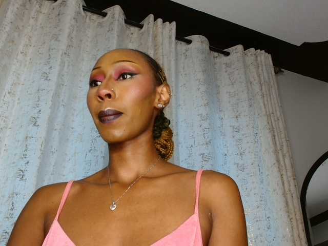 adriana-crystal23