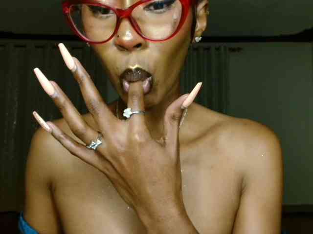 adriana_crystal webcam