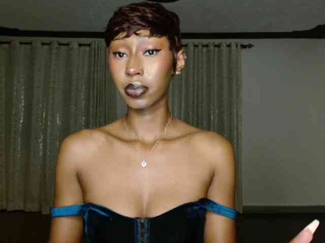 adriana_crystal webcam