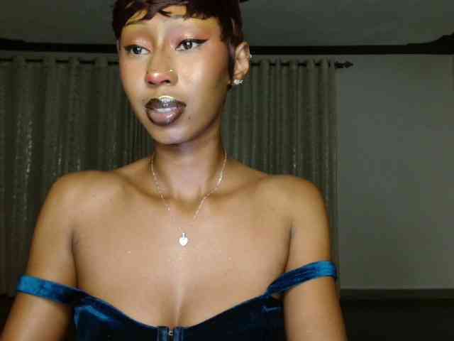 adriana_crystal webcam