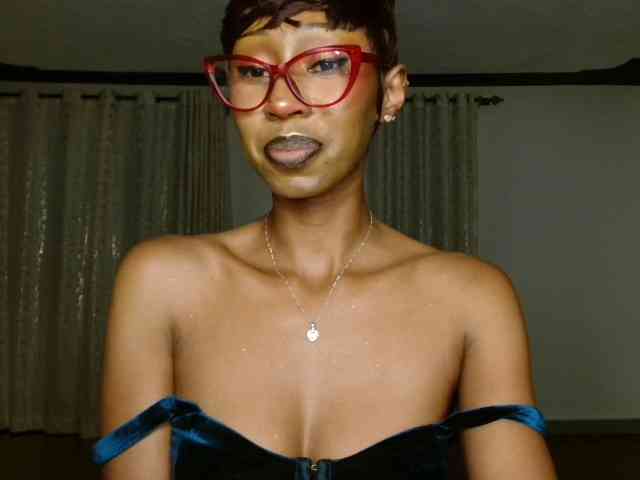 adriana_crystal webcam