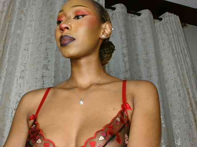 adriana_crystal webcam