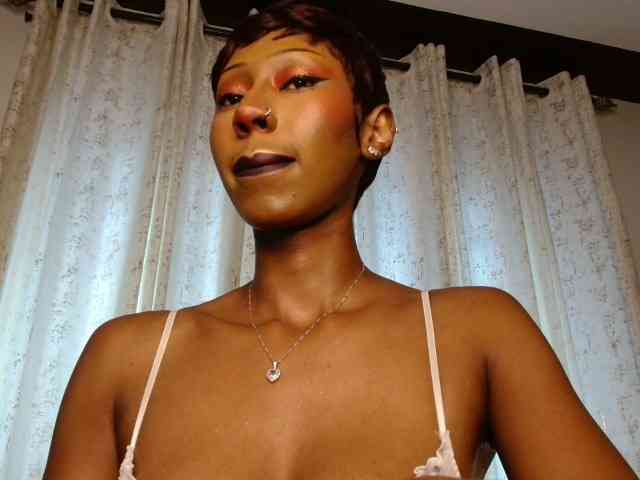 adriana_crystal webcam