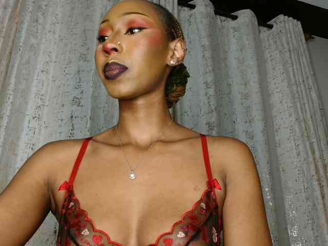 adriana_crystal webcam