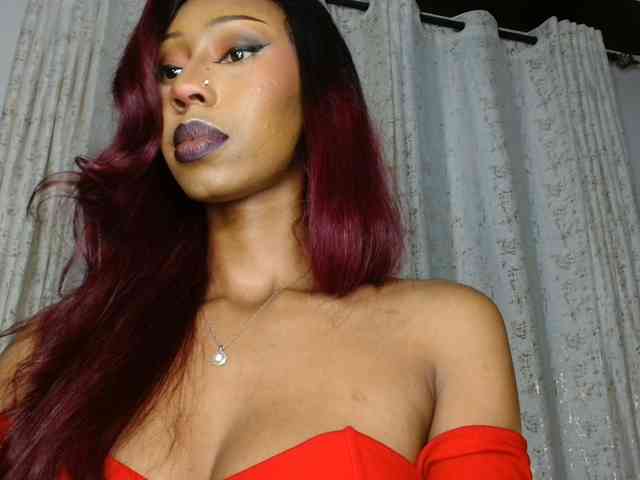adriana_crystal webcam