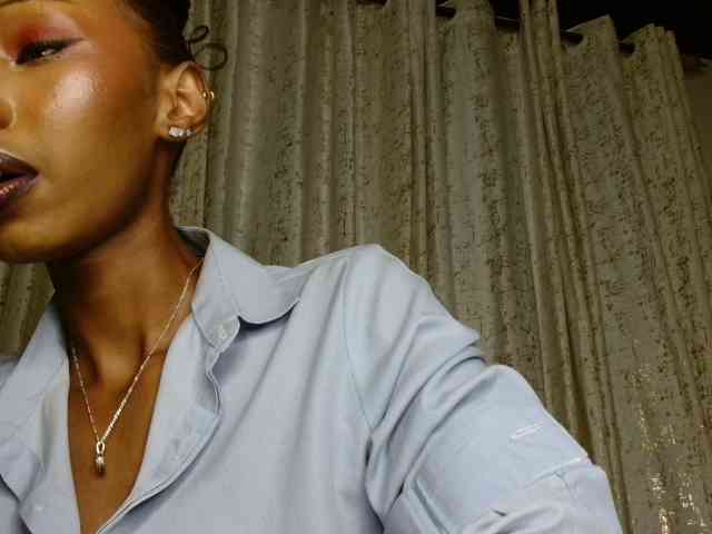 adriana_crystal webcam