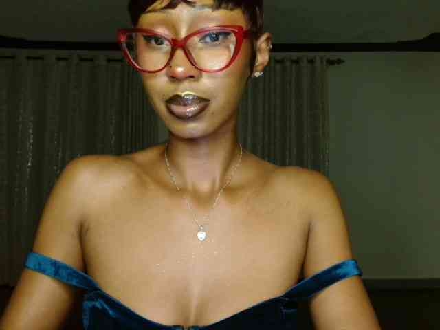 adriana_crystal webcam