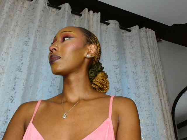 adriana_crystal webcam