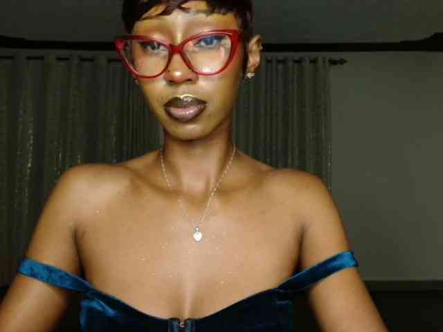 adriana_crystal webcam