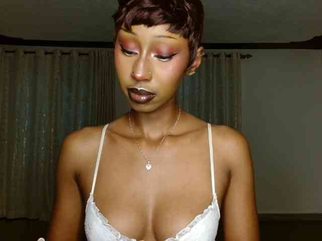 adriana_crystal webcam