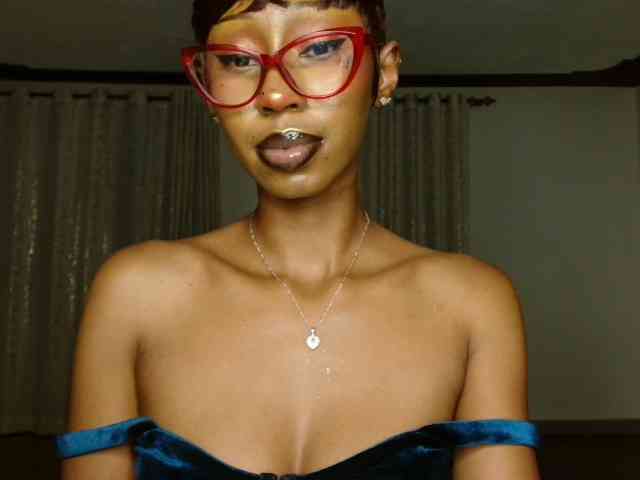 adriana_crystal webcam