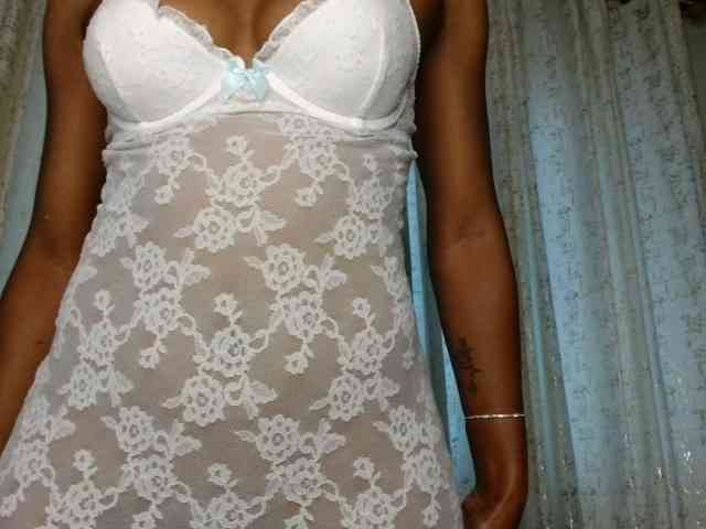 adriana_crystal webcam