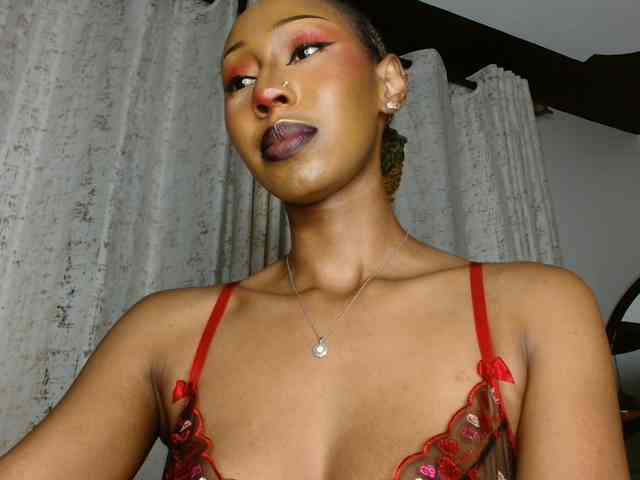 adriana_crystal webcam