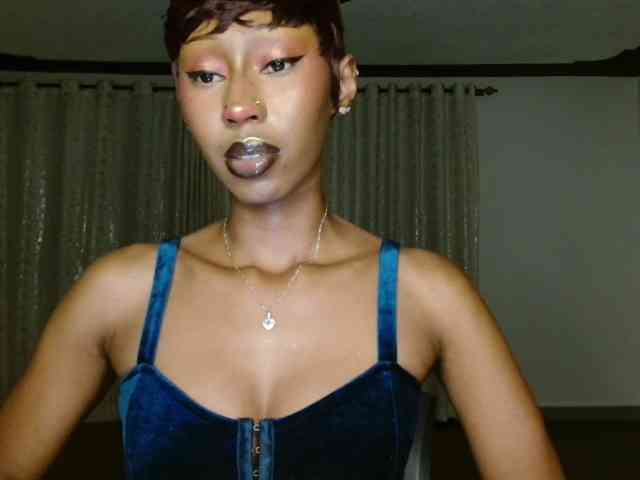 adriana_crystal webcam