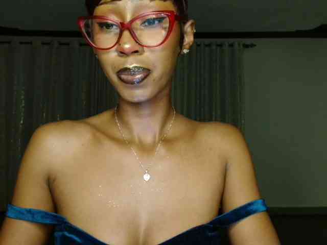 adriana_crystal webcam