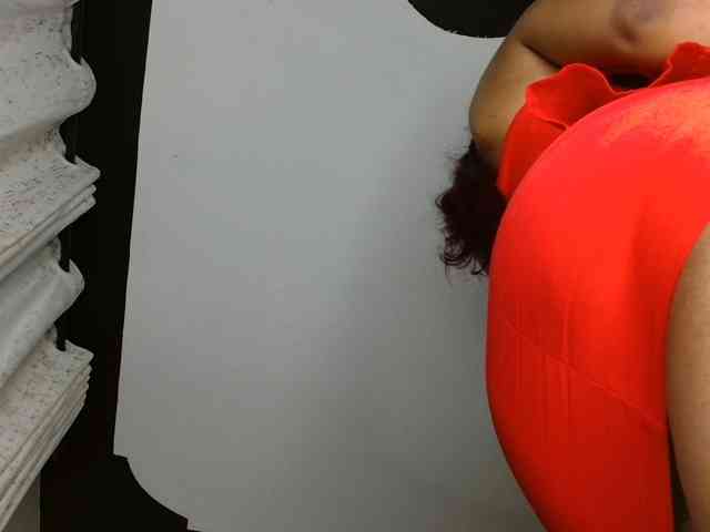 adriana_crystal webcam