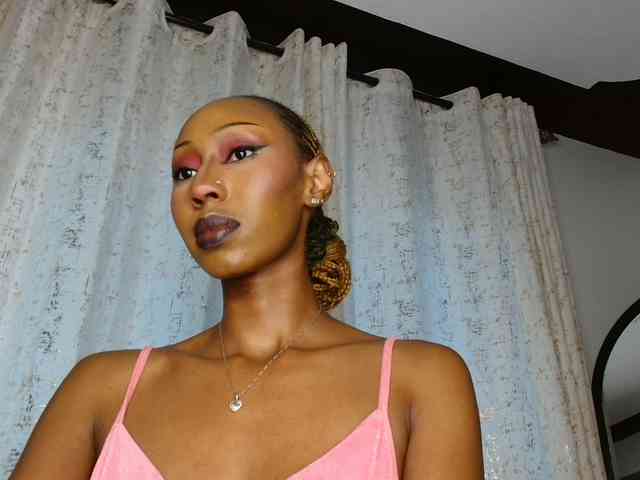 adriana_crystal webcam