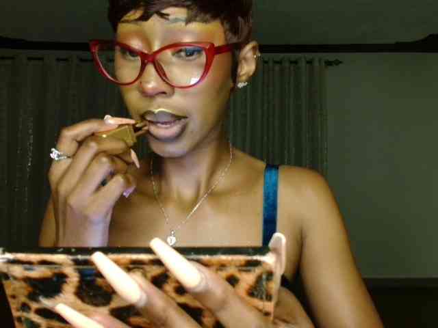 adriana_crystal webcam