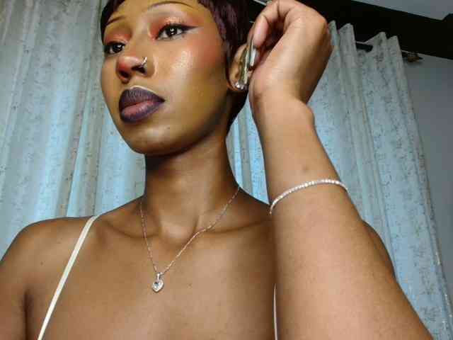adriana_crystal webcam