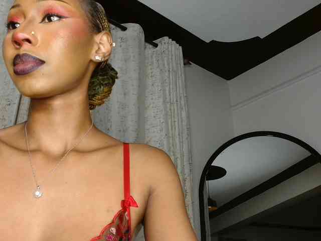 adriana_crystal webcam