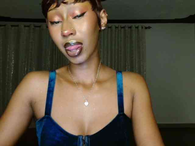 adriana_crystal webcam