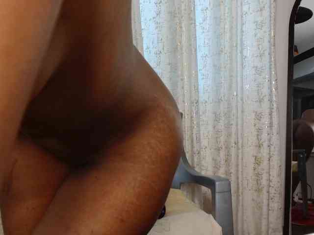 adriana_crystal webcam