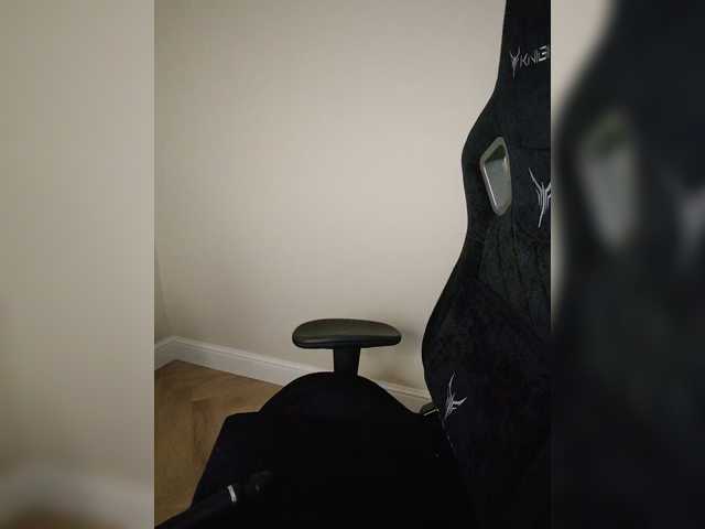 SweetPoison's BongaCams show and profile