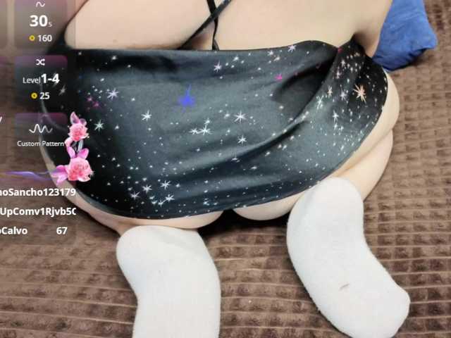 Julia-79 live cam on BongaCams