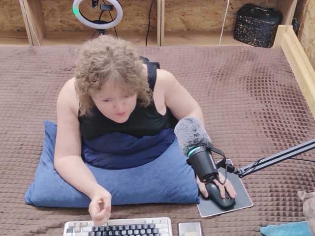 Julia-79