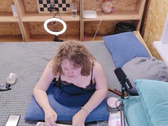 Julia-79 live cam on BongaCams