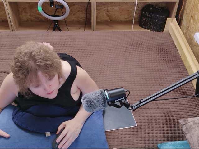 MiniNatali live cam preview