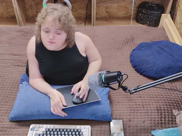 MiniNatali live cam preview
