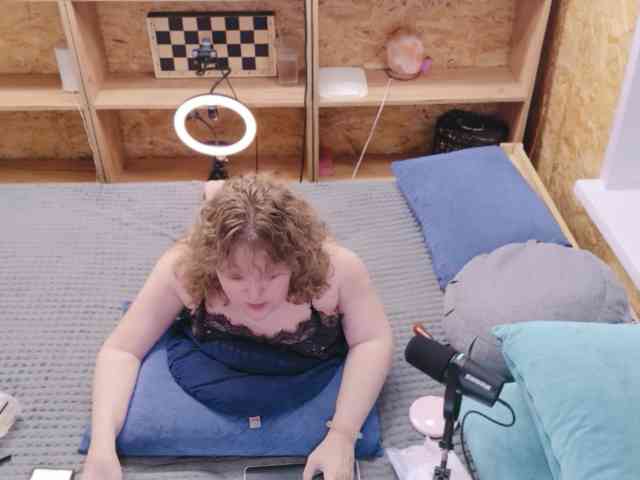 Julia-79