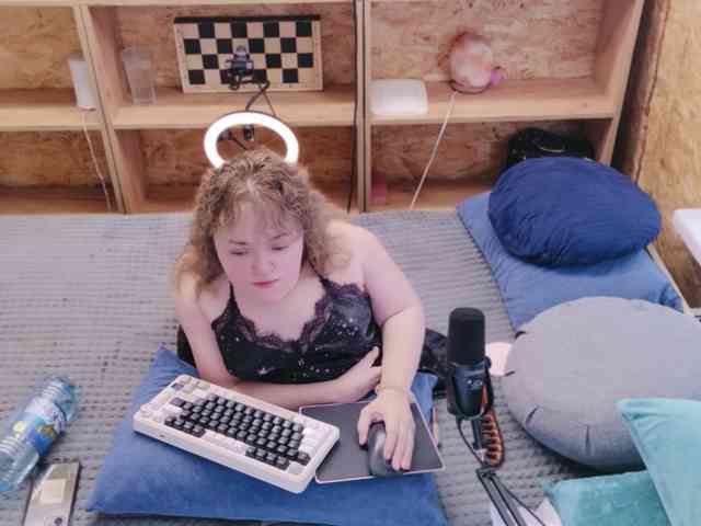 Julia-79