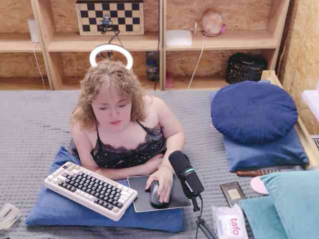 Julia-79
